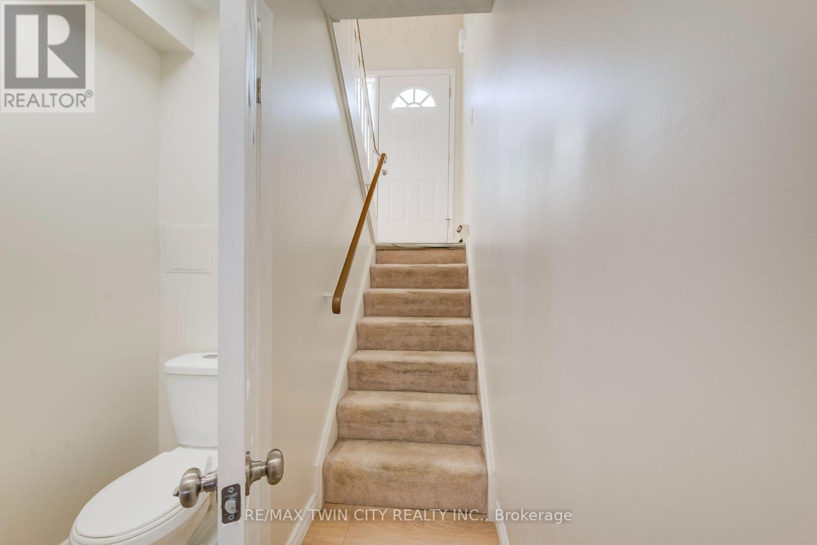 25 - 121 Morgan Avenue Property Photo 31