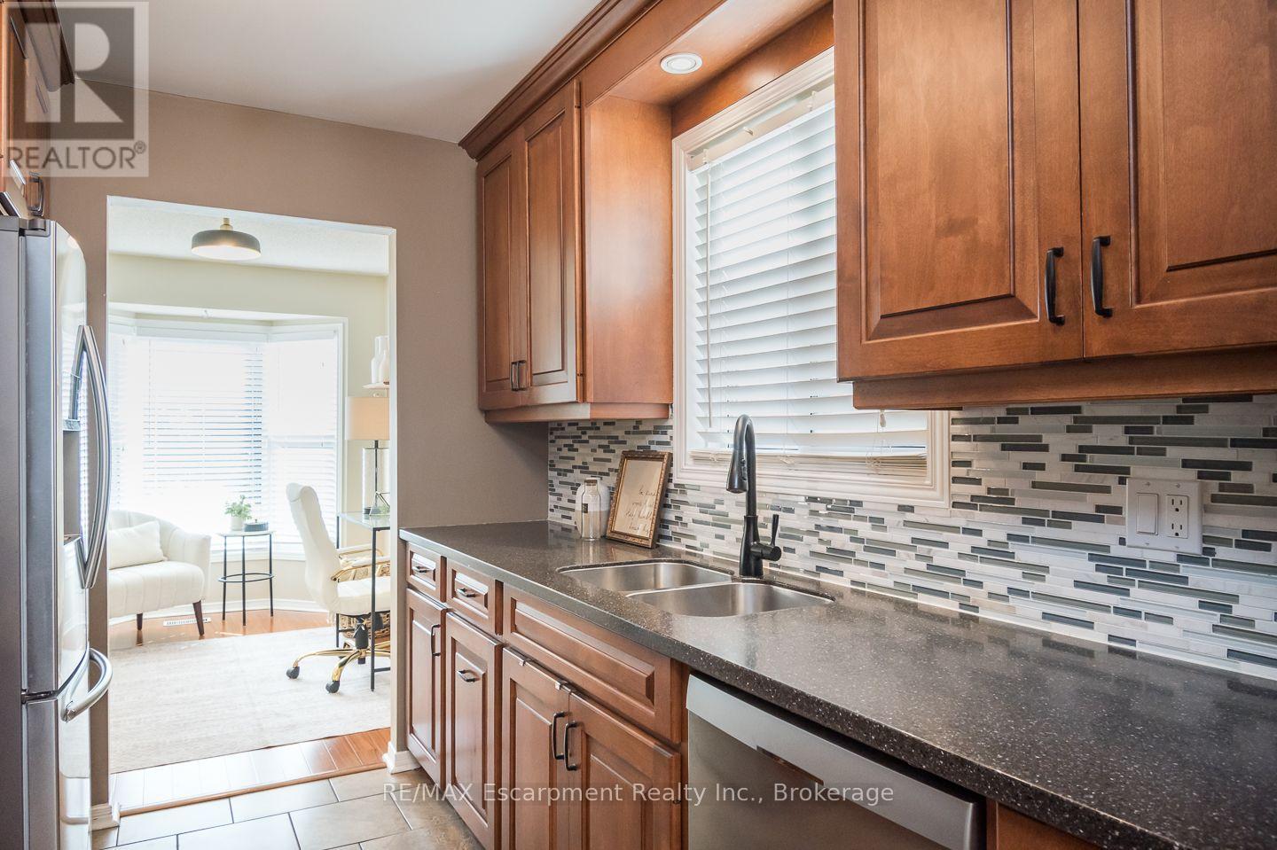 45 Niska Drive Property Photo 8