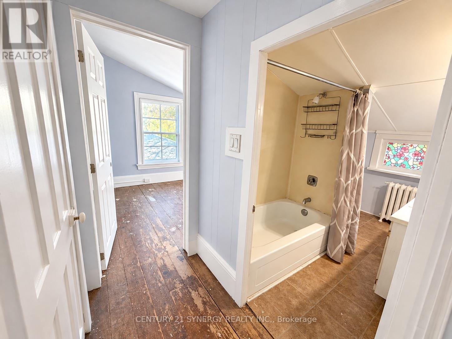 15 Strathcona Street Property Photo 34