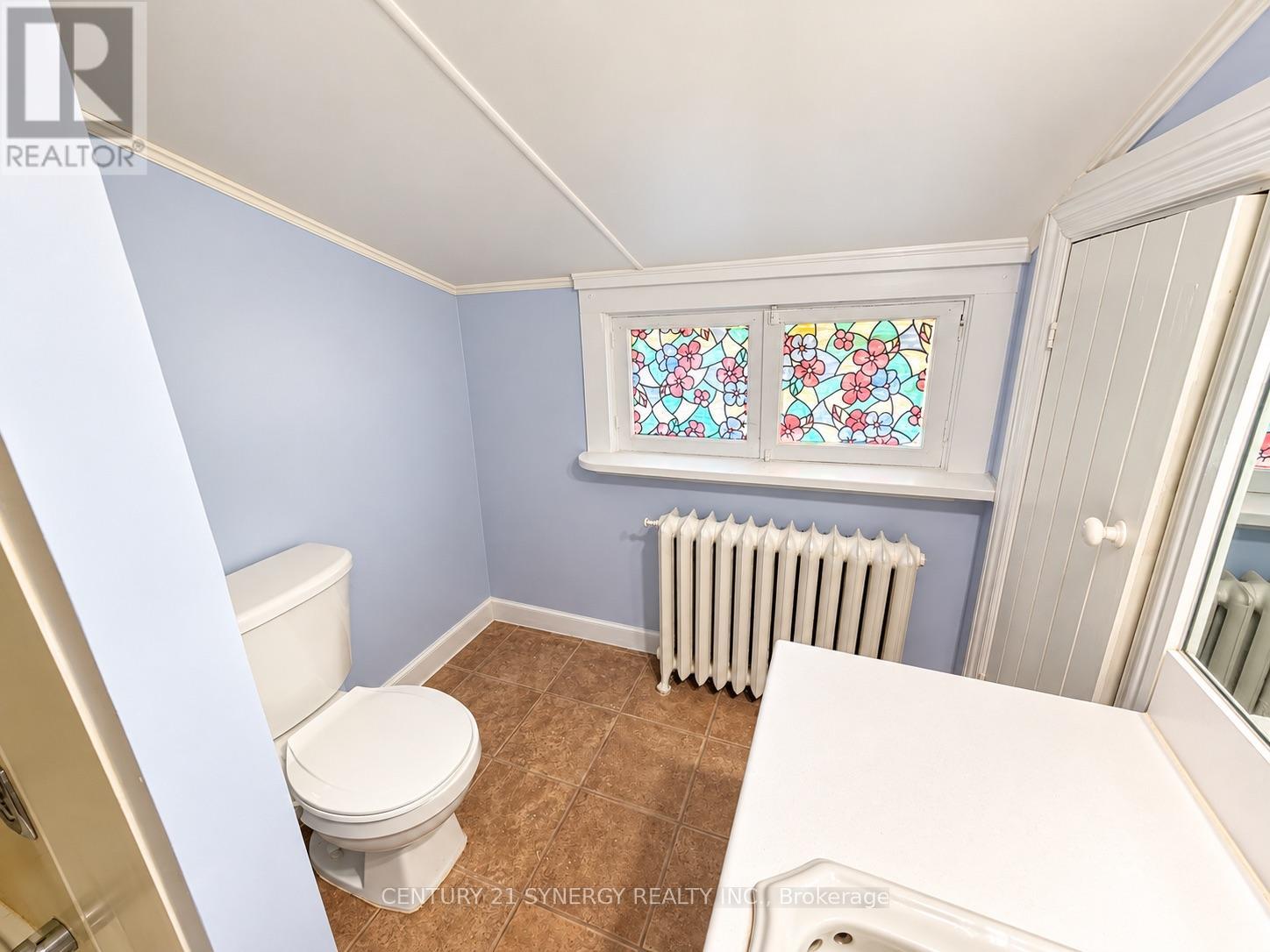 15 Strathcona Street Property Photo 36