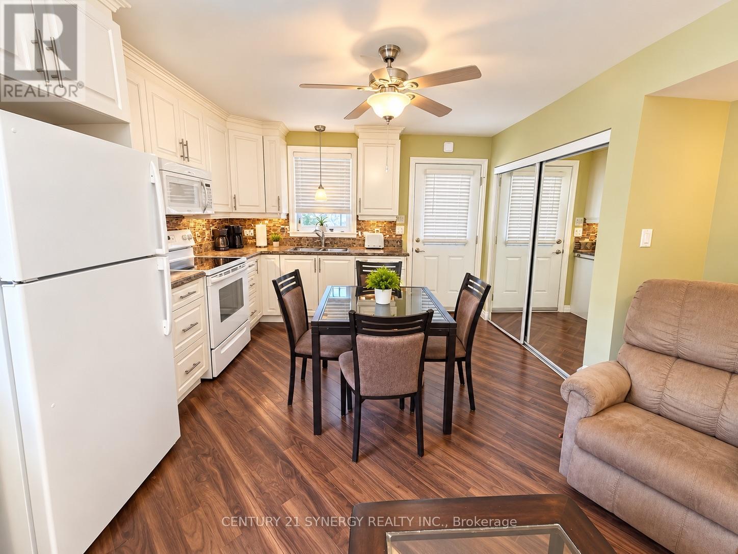 15 Strathcona Street Property Photo 42