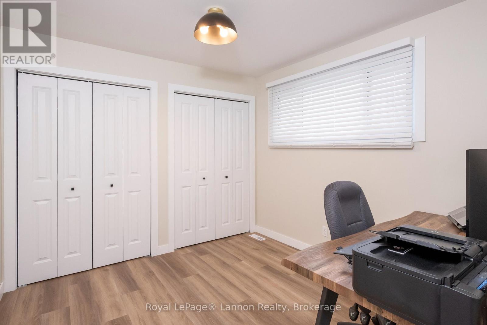 524 Wiltshire Crescent Property Photo 19