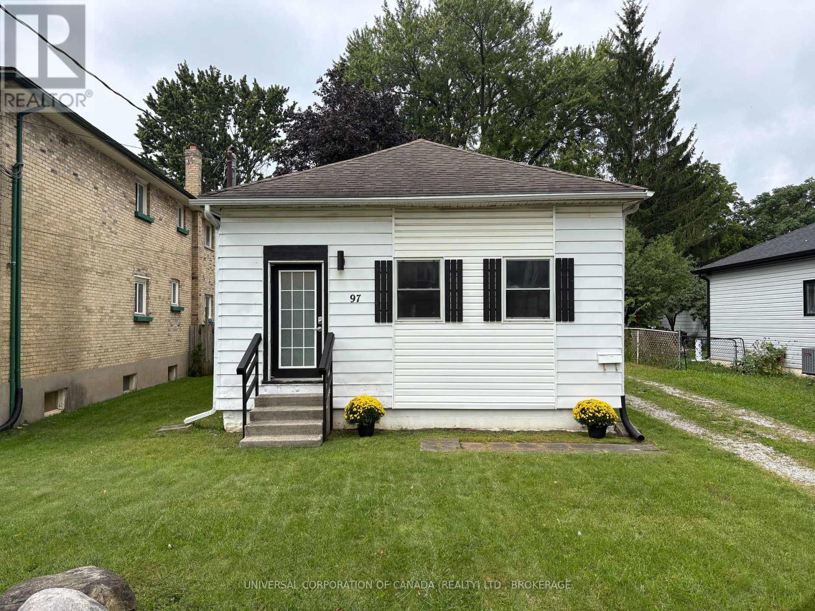 97 Chesley Avenue Property Photo 32