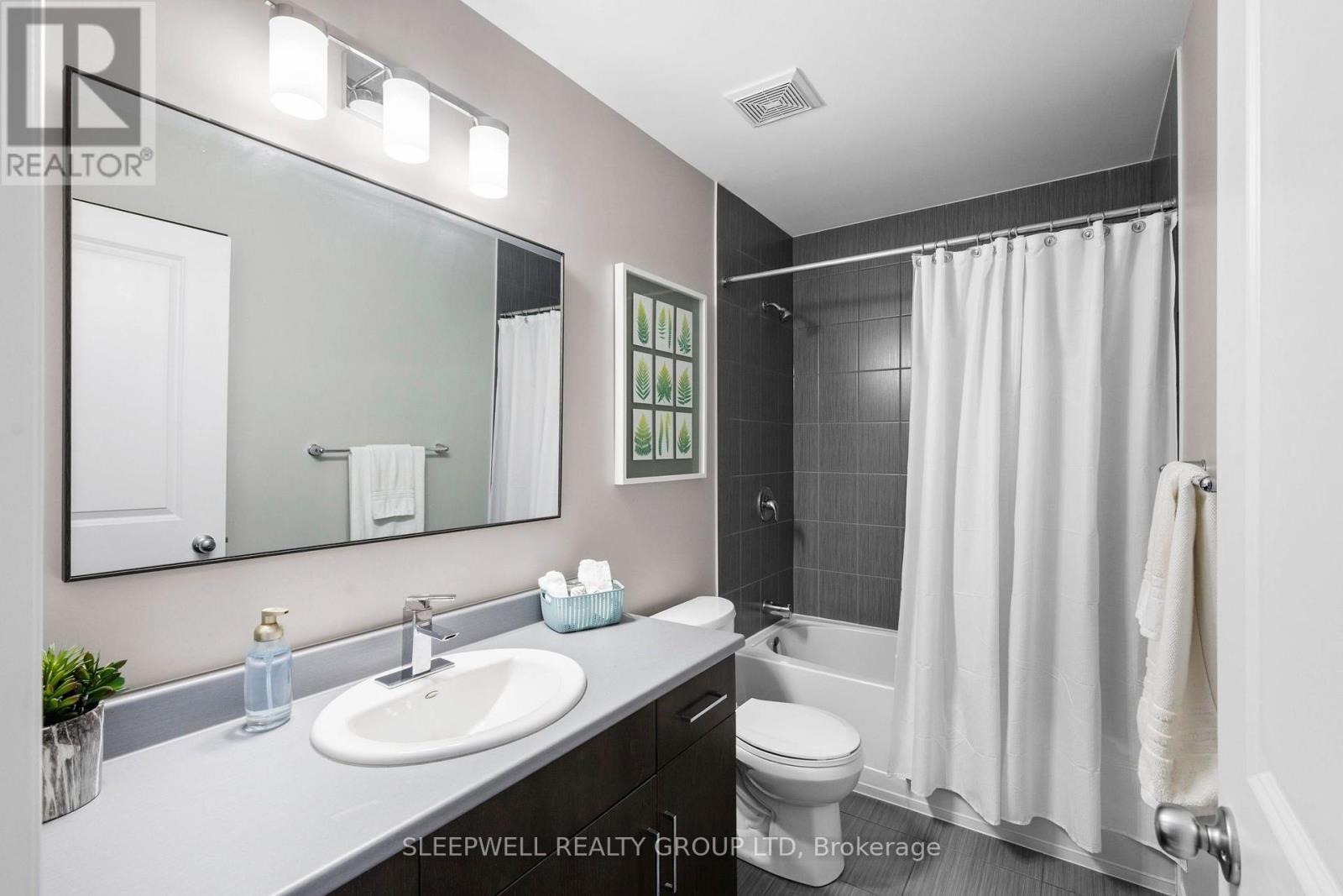 147 Westphalian Avenue Property Photo 27