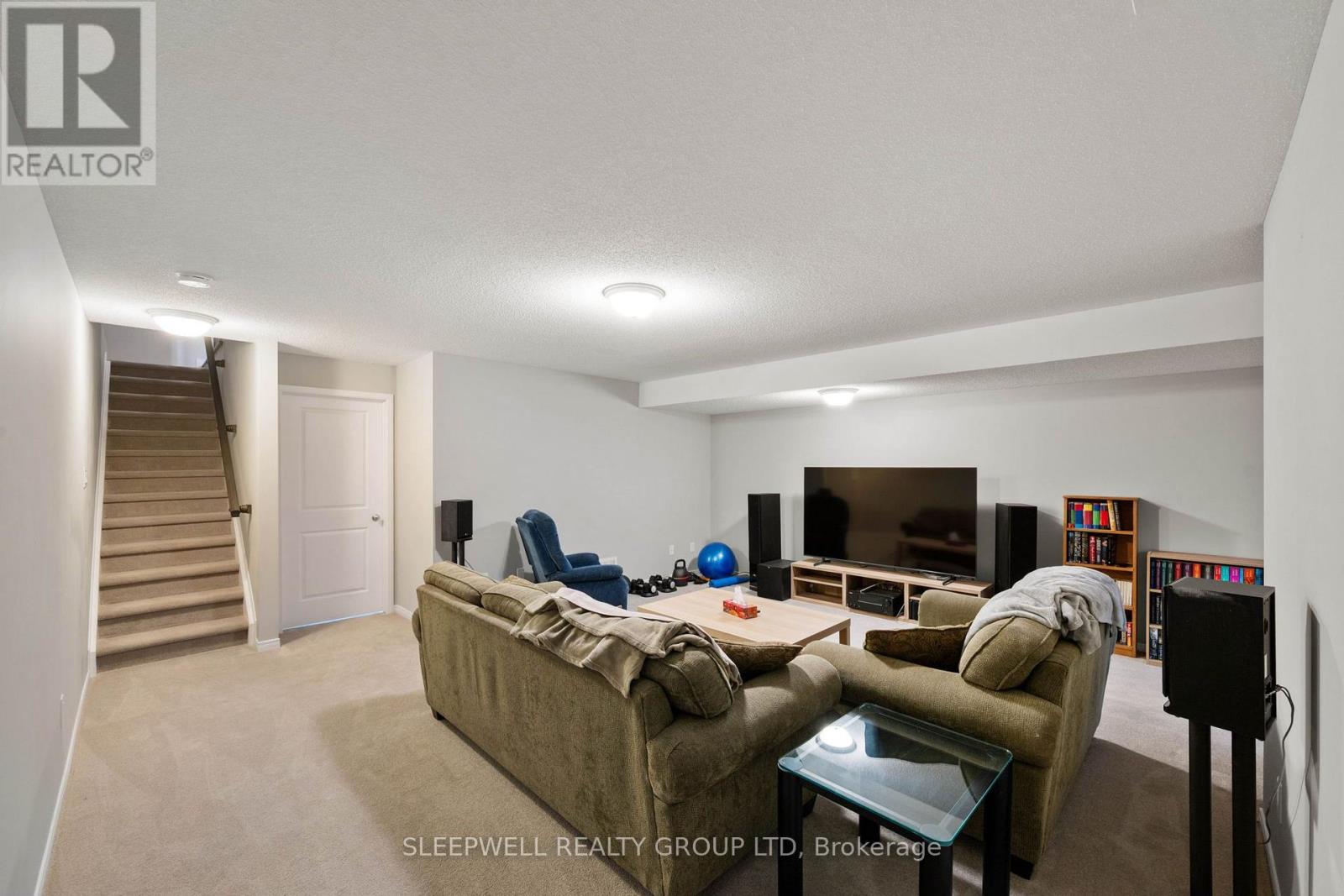 147 Westphalian Avenue Property Photo 28