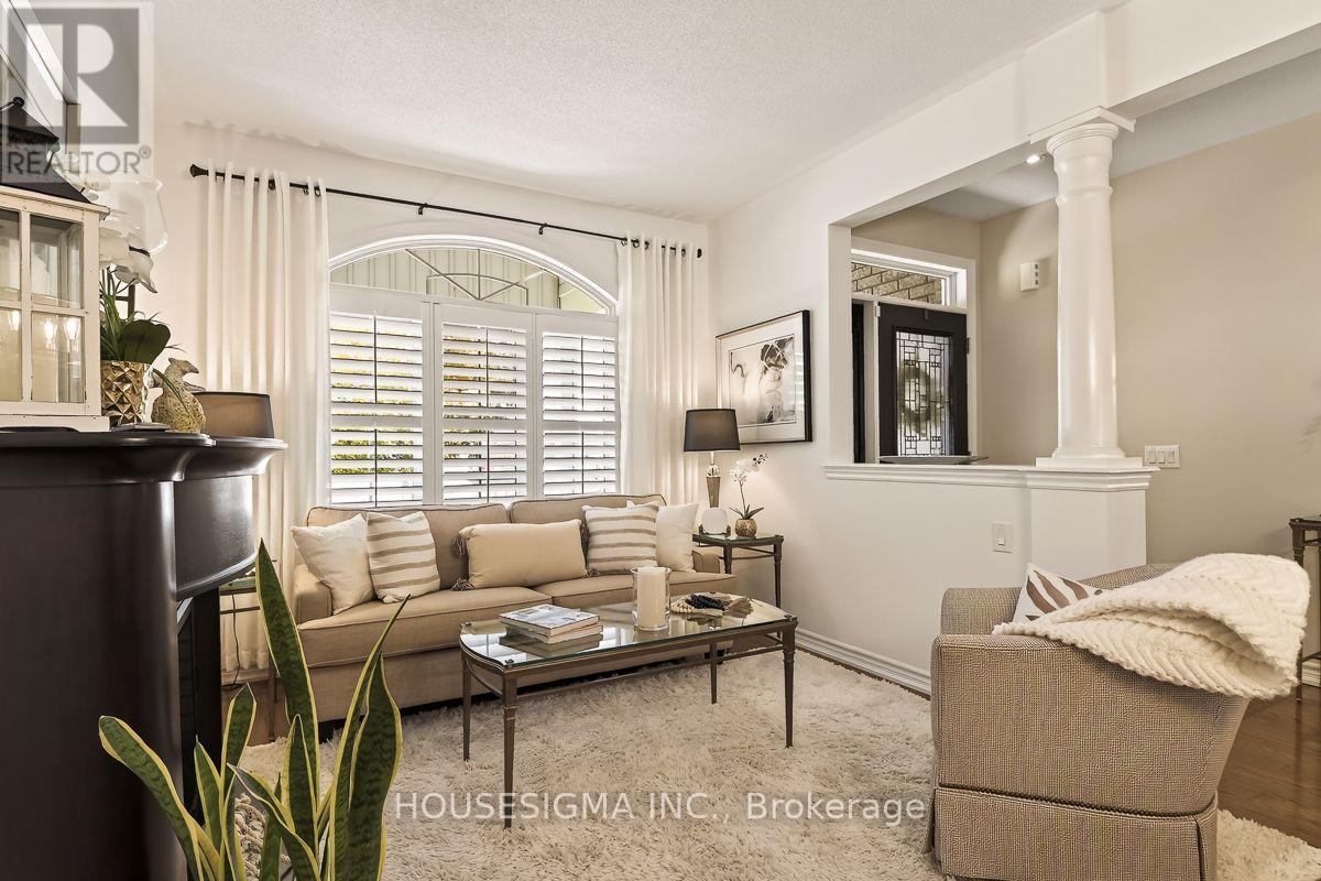 798 Greenly Drive Property Photo 13