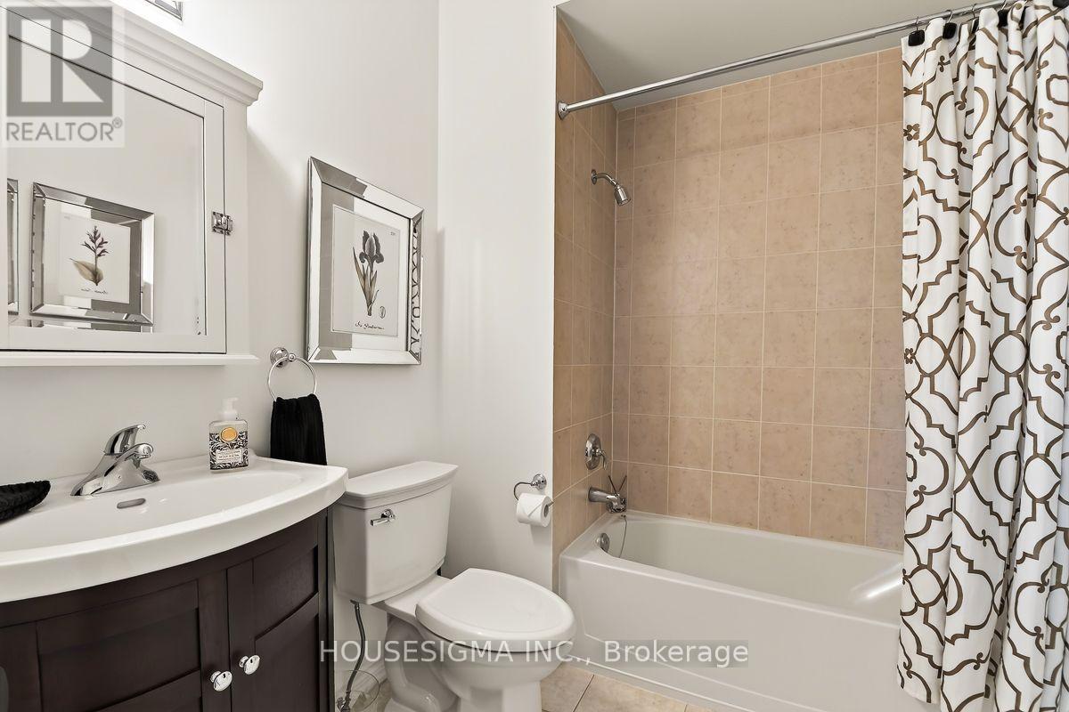 798 Greenly Drive Property Photo 33