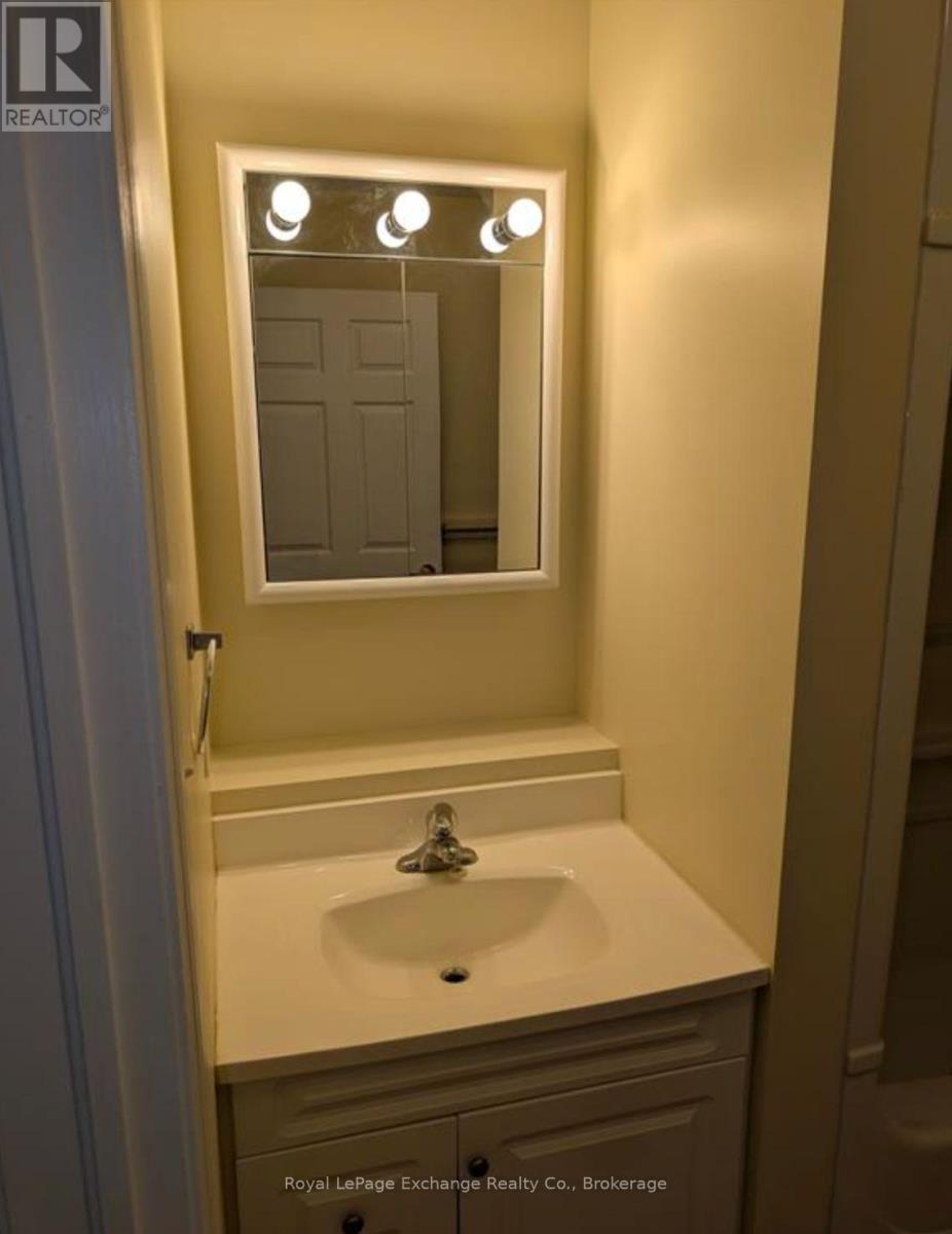 28a Park Street Property Photo 8