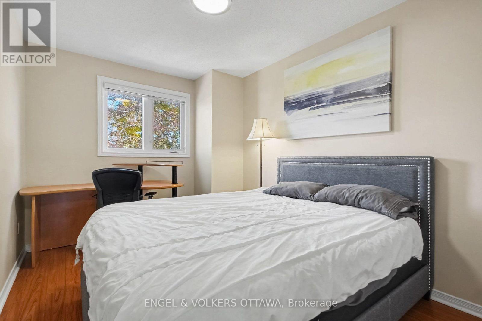 29 Woodbury Crescent Property Photo 21