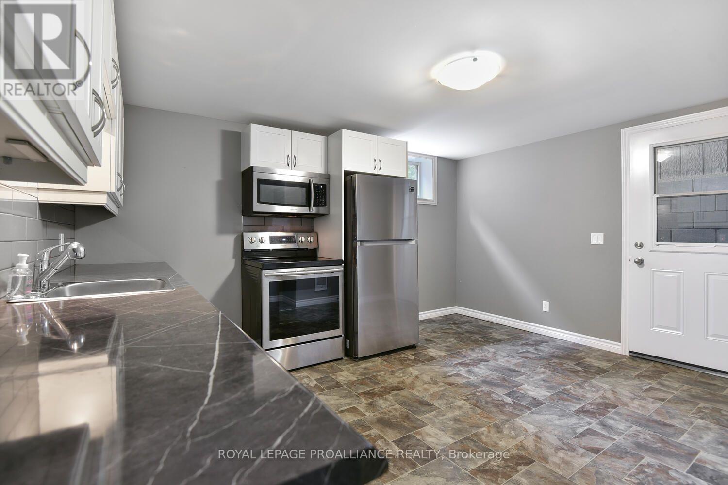 3 Geneva Court Property Photo 4