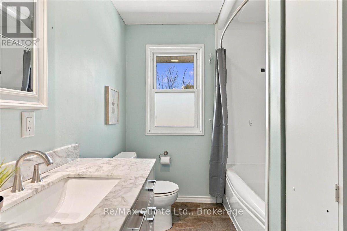 70 Ashley Street Property Photo 18