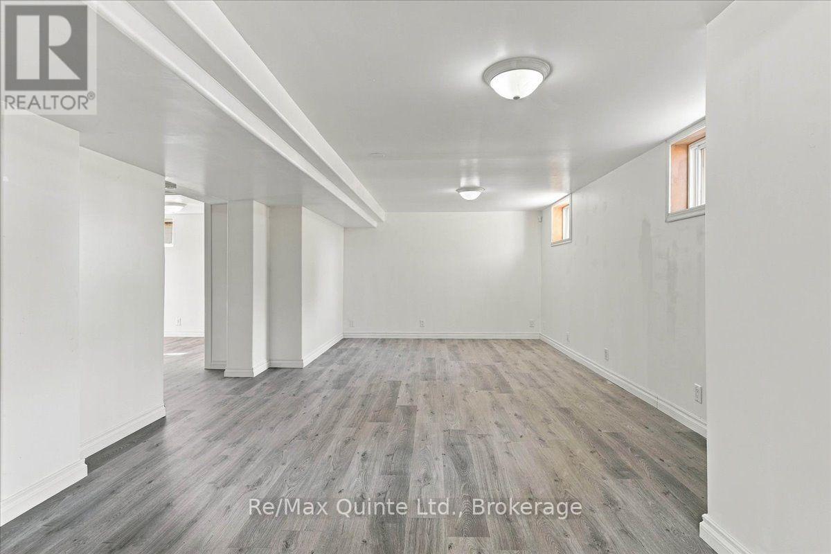 70 Ashley Street Property Photo 26