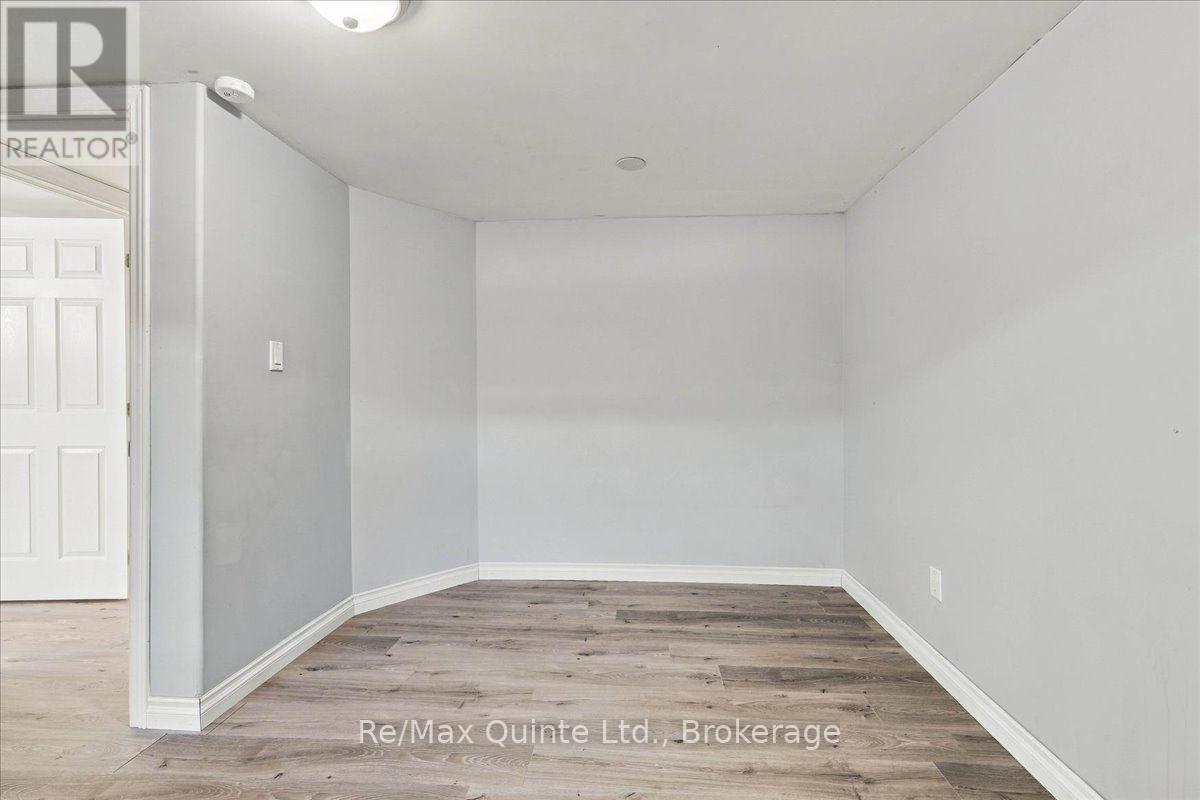 70 Ashley Street Property Photo 30