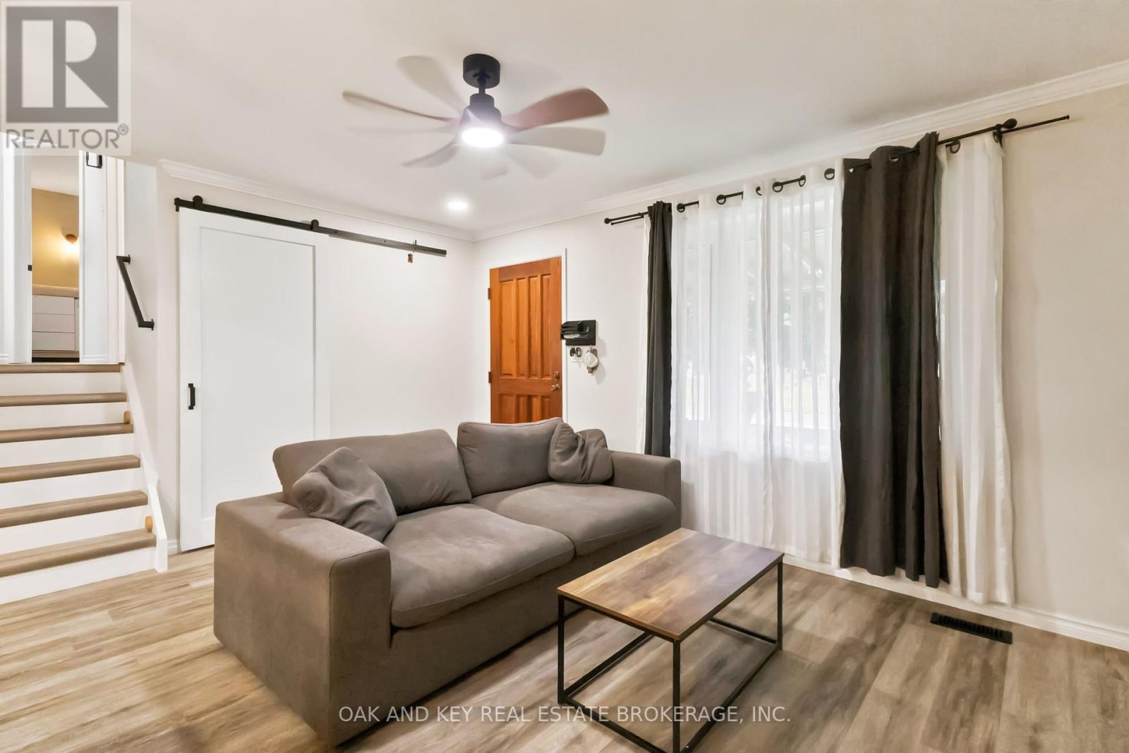 1 Vanier Place Property Photo 5