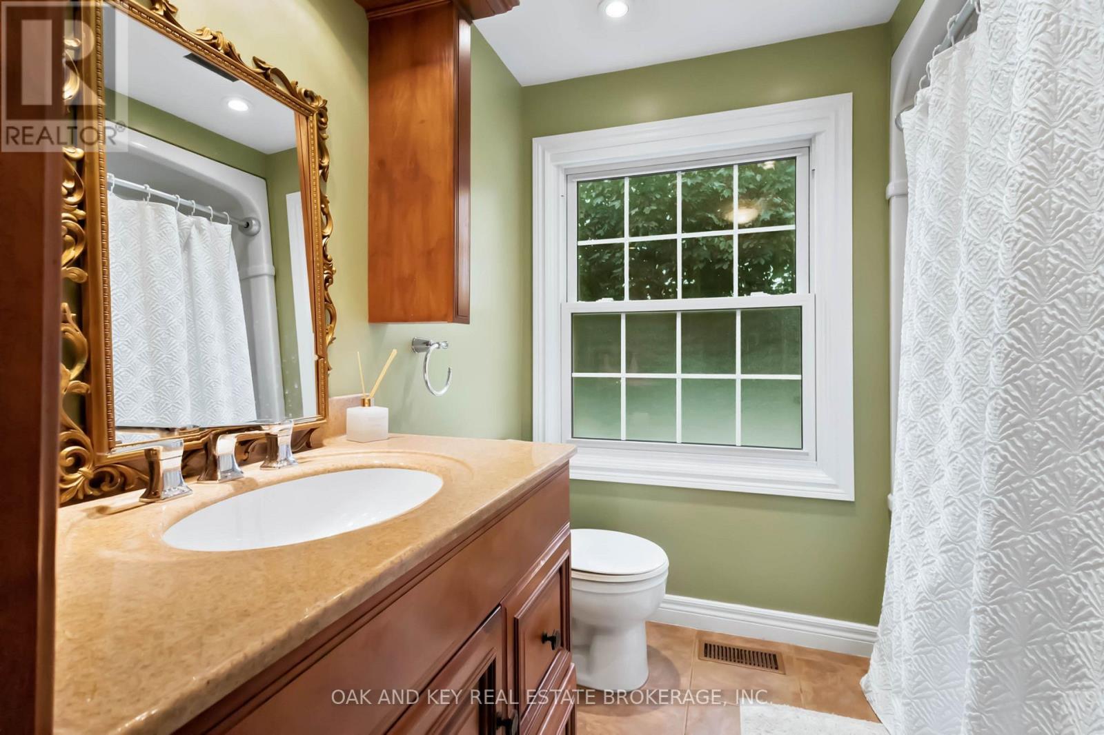 1 Vanier Place Property Photo 19