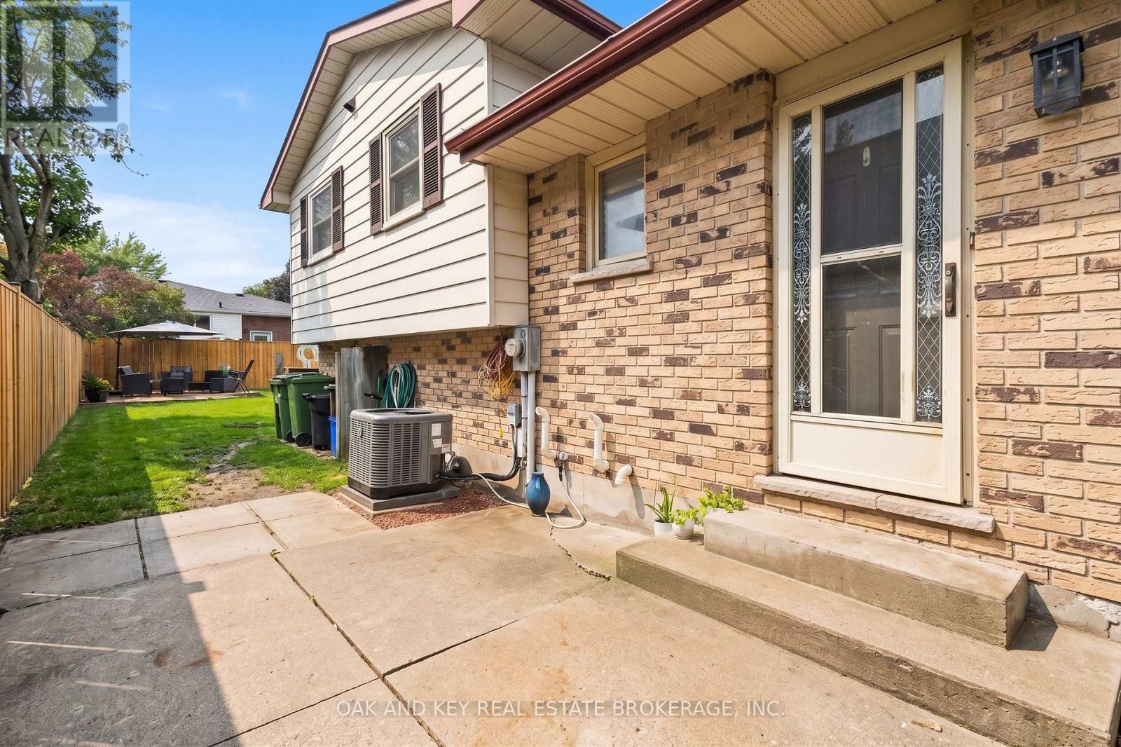 1 Vanier Place Property Photo 29