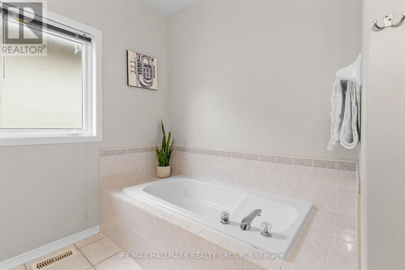 5 Rayburn Street Property Photo 13