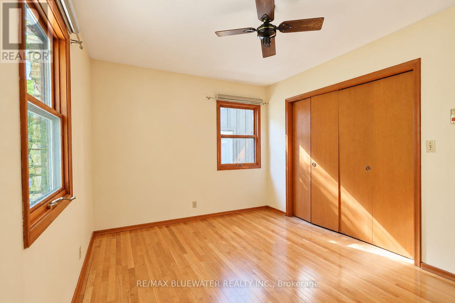 10138 Edmonds Boulevard Property Photo 16