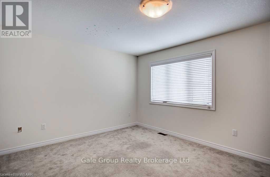120 Chandler Terrace Property Photo 8