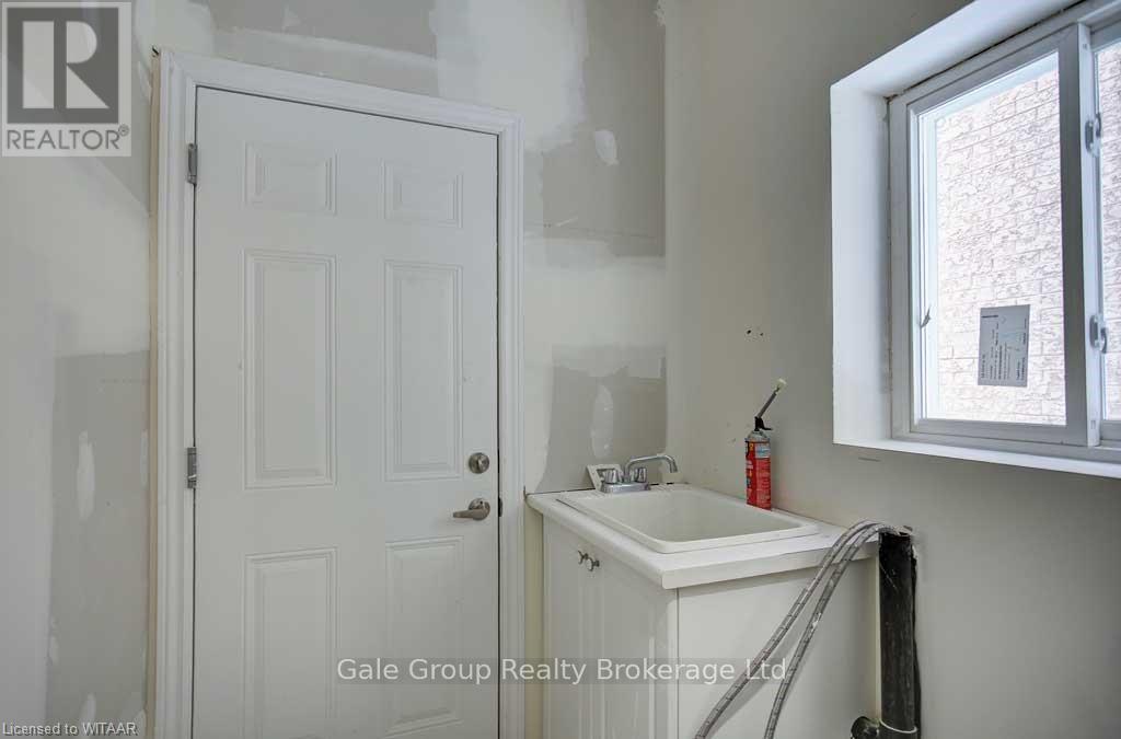 120 Chandler Terrace Property Photo 11