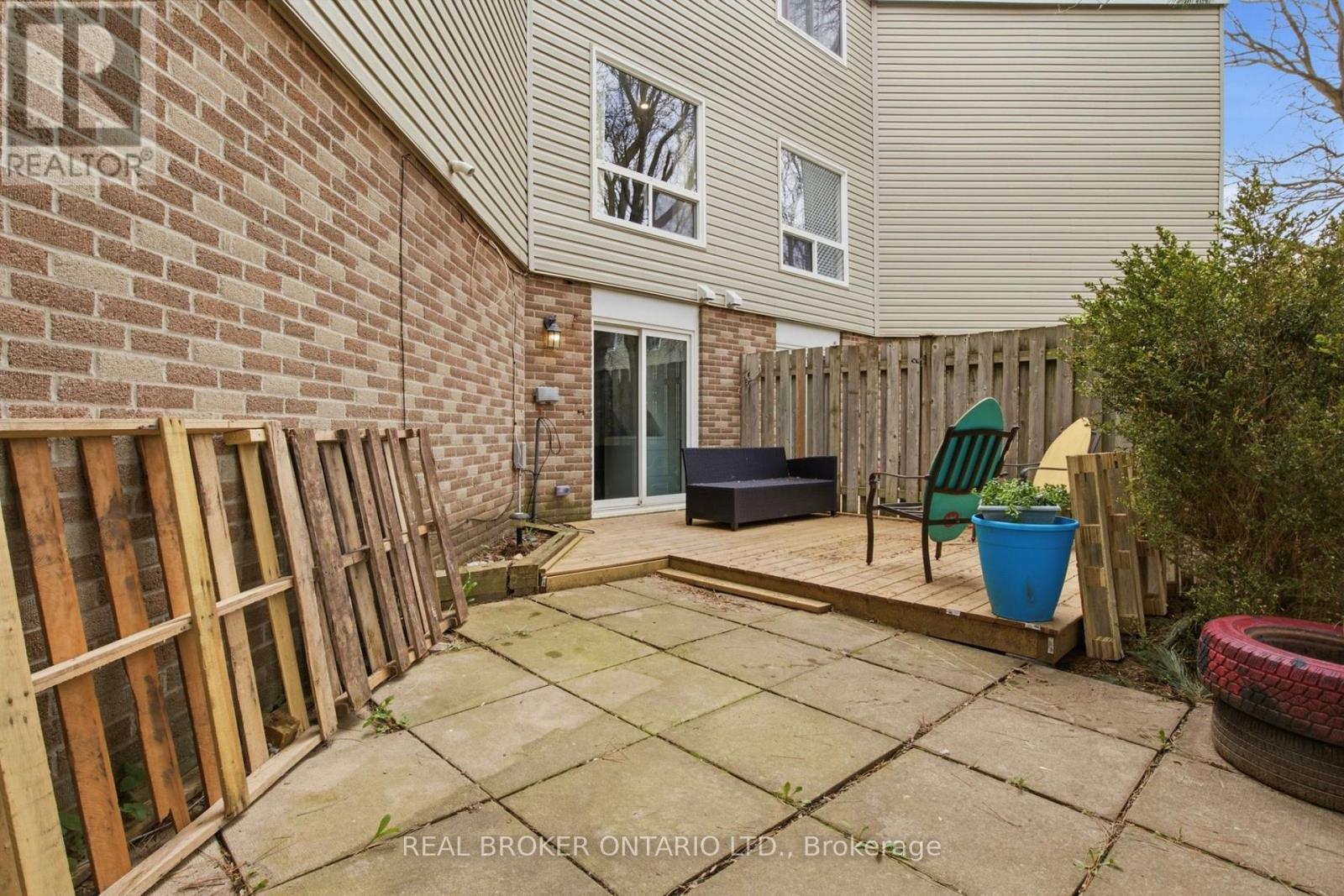 46 - 60 Elmsdale Drive Property Photo 34