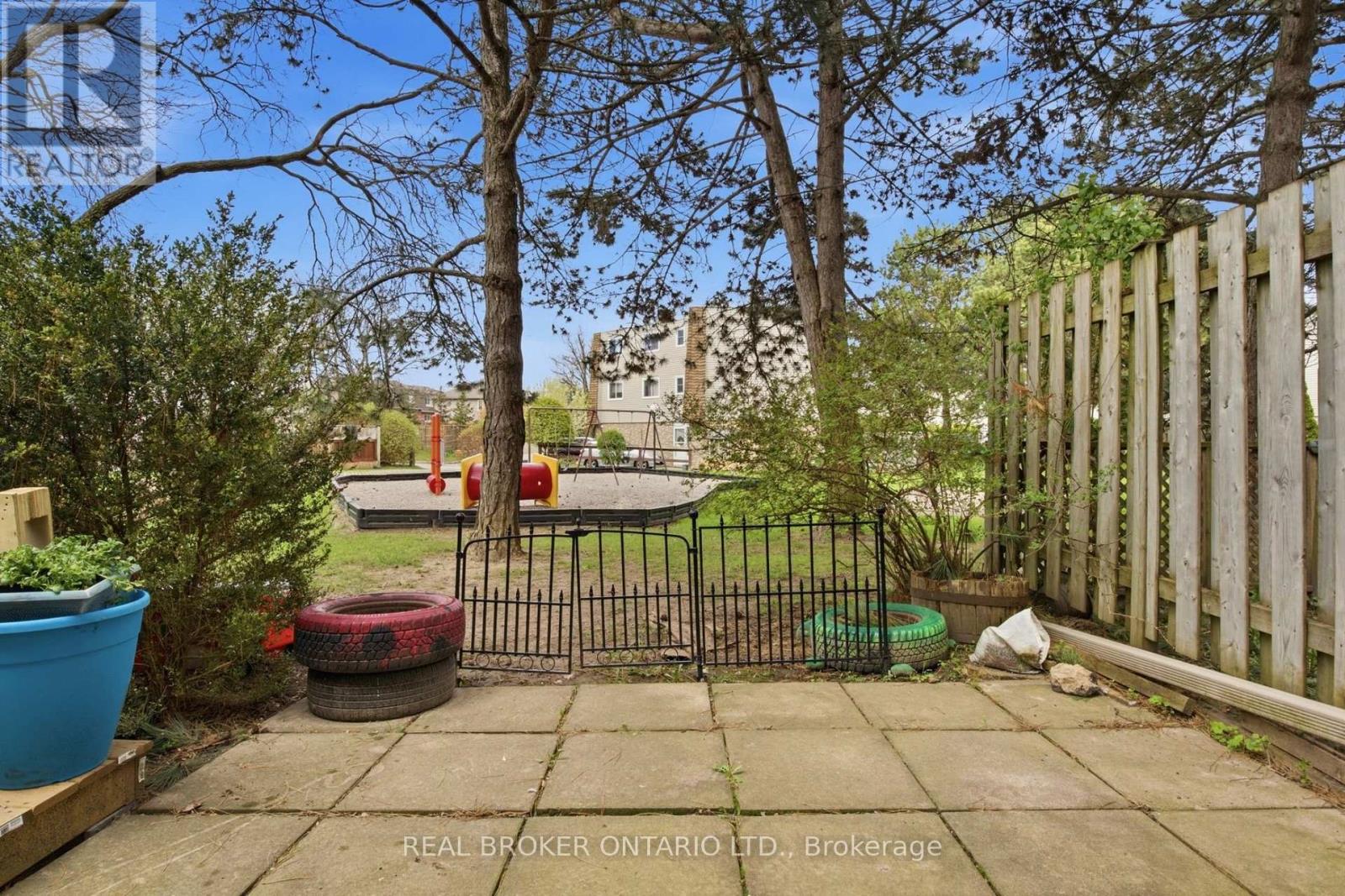 46 - 60 Elmsdale Drive Property Photo 36
