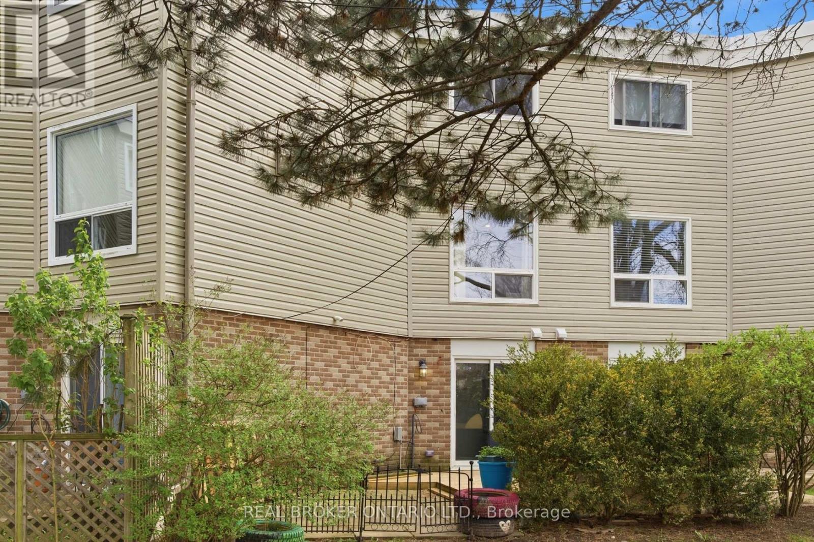 46 - 60 Elmsdale Drive Property Photo 39