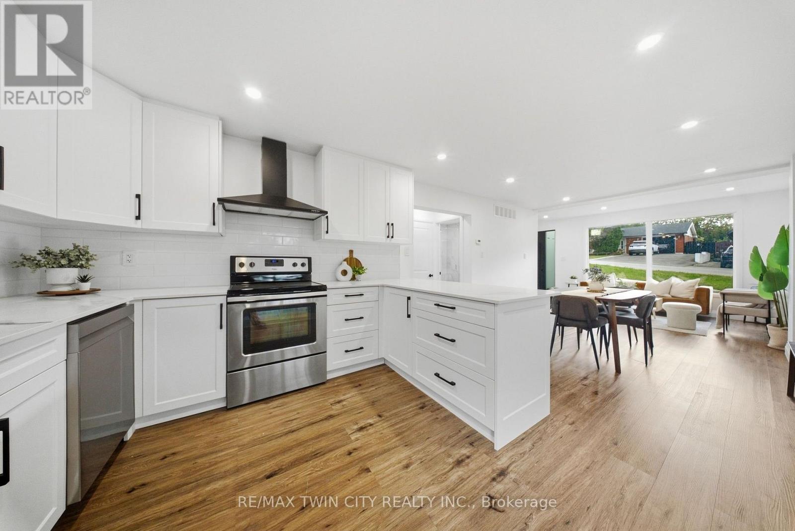 23 Aberdeen Street Property Photo 16