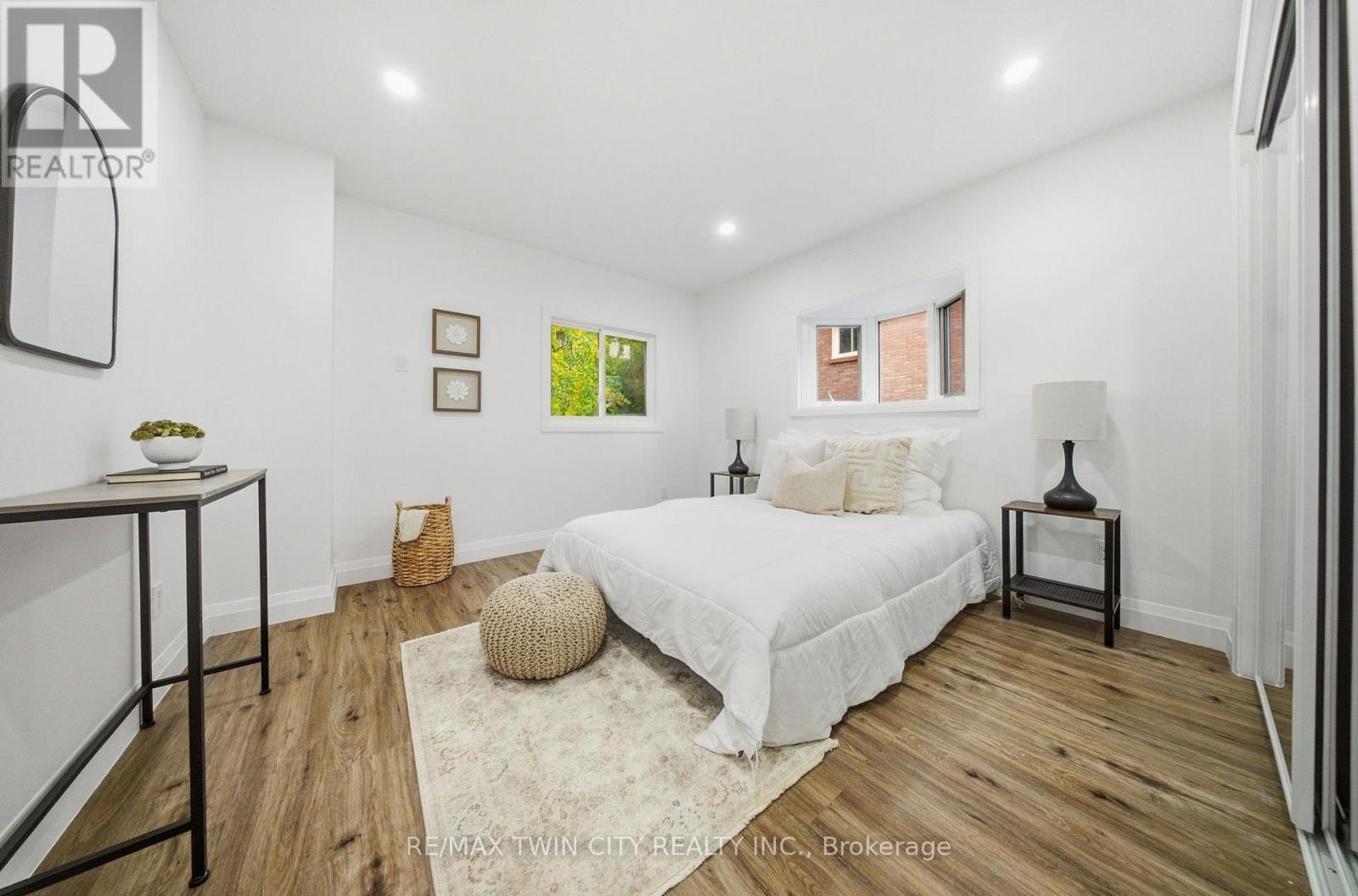 23 Aberdeen Street Property Photo 18