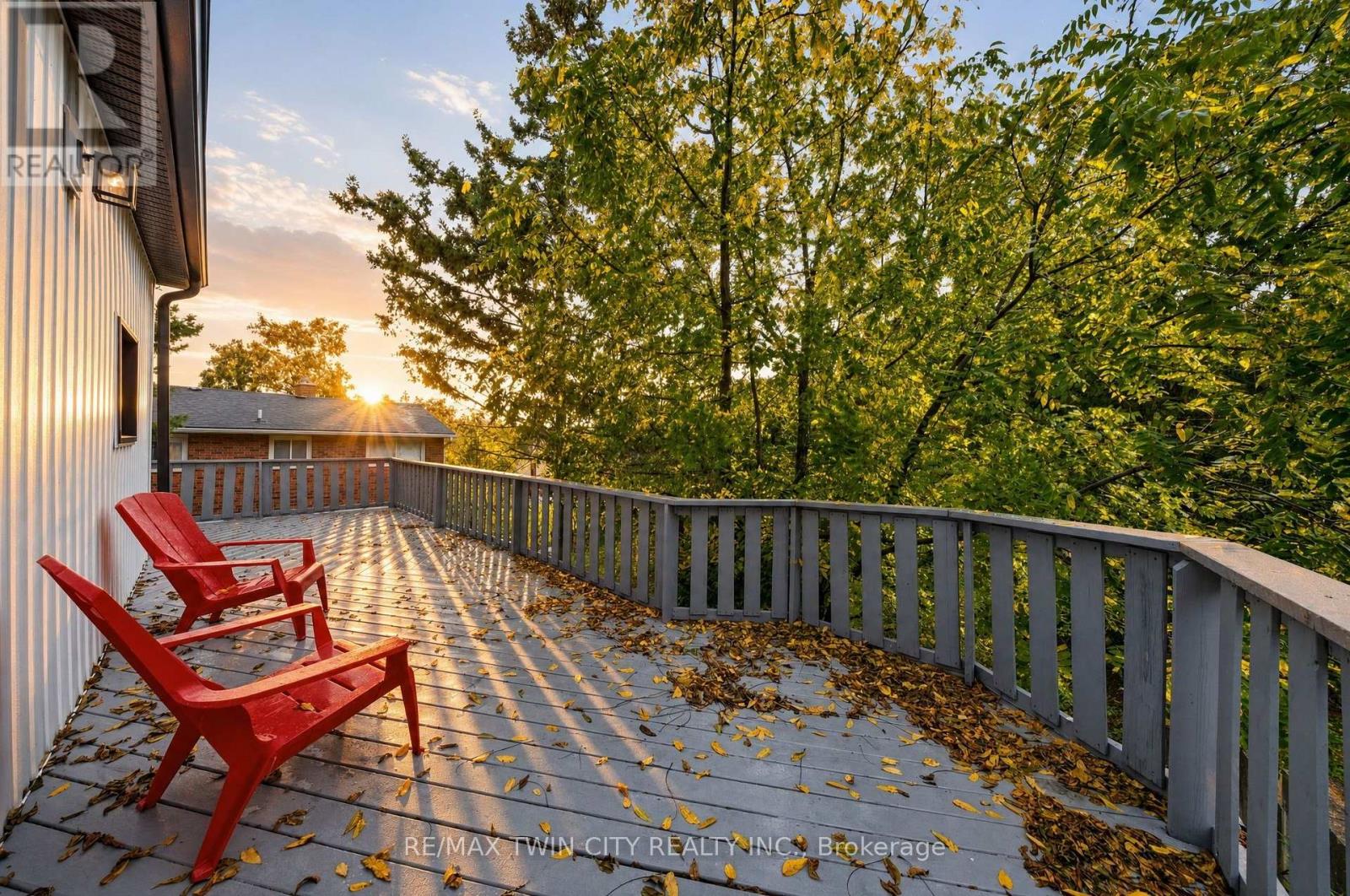 23 Aberdeen Street Property Photo 33