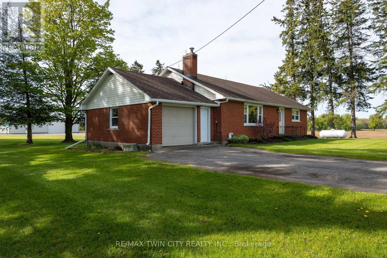 522 Ellis Avenue Property Photo 2
