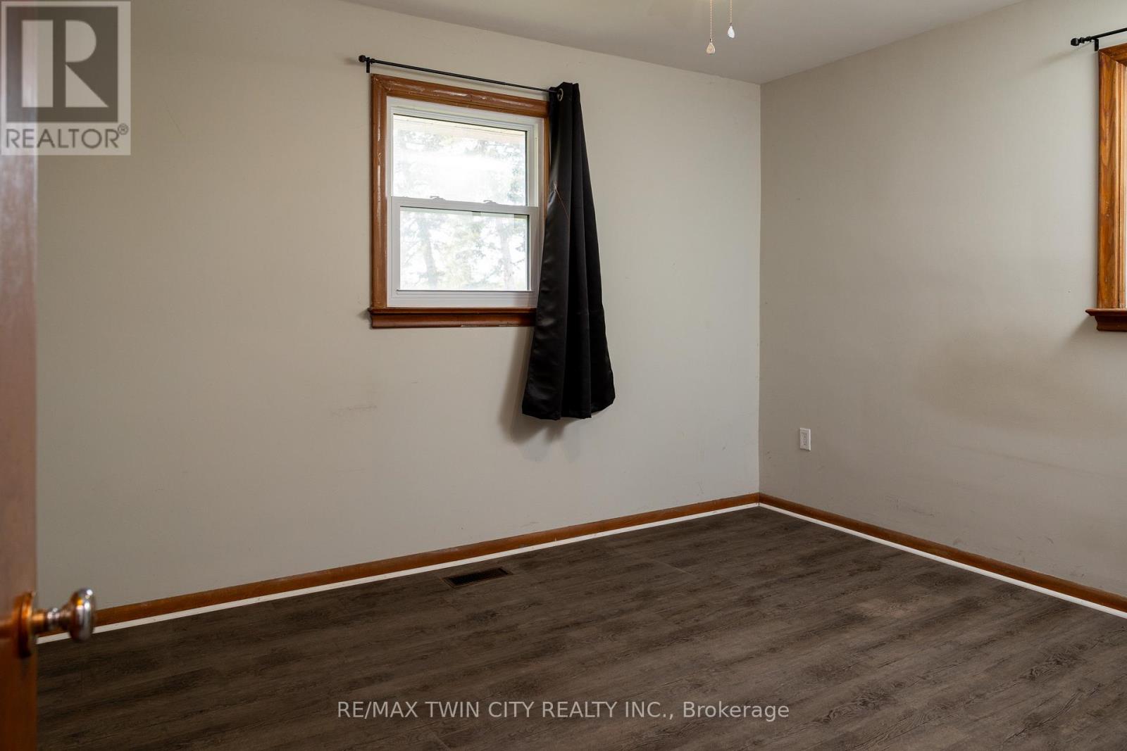 522 Ellis Avenue Property Photo 18