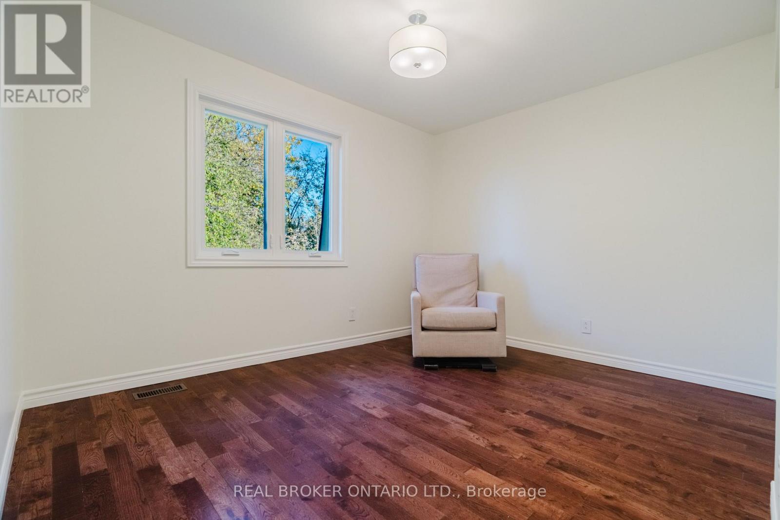 905 Plante Drive Property Photo 31