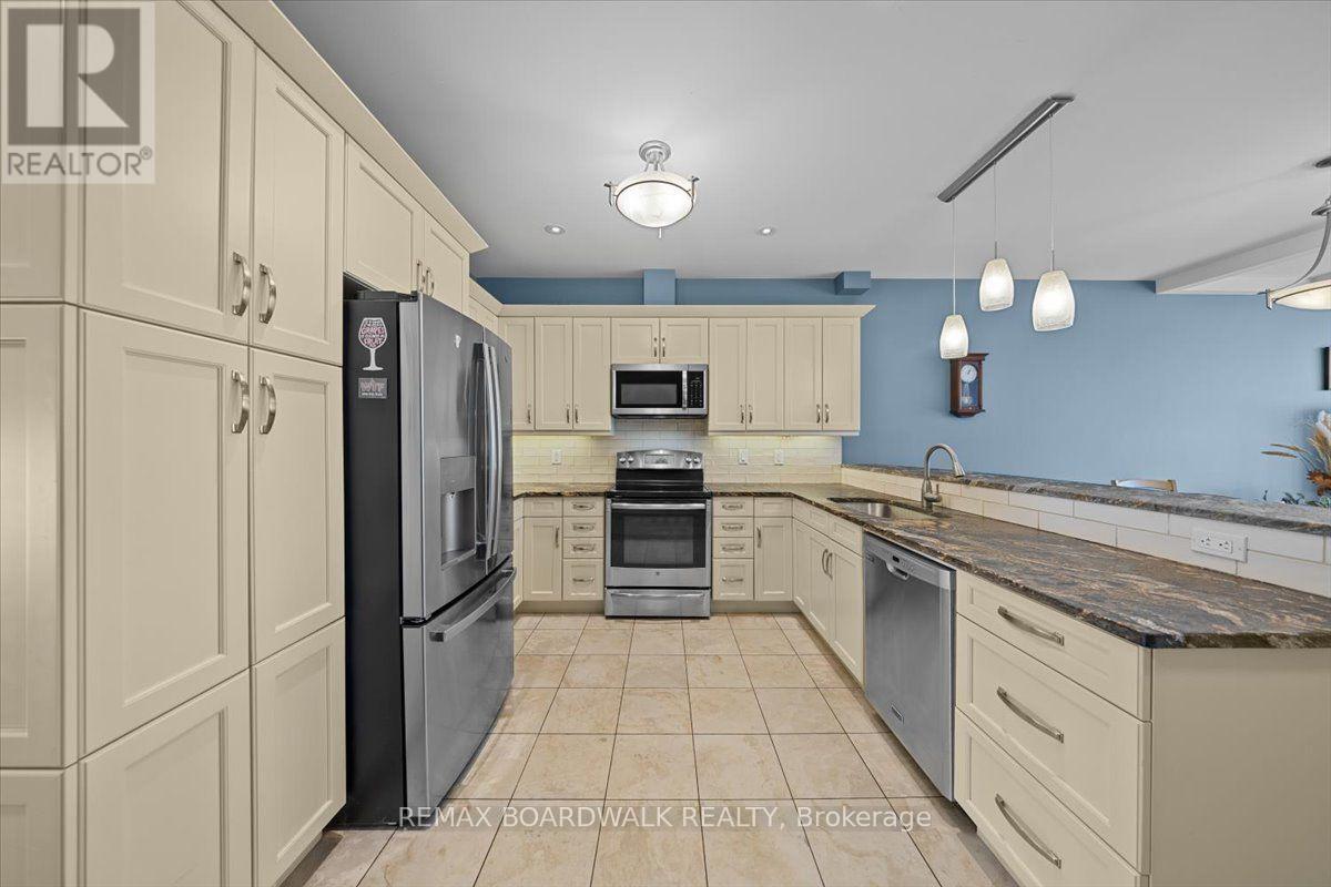 131 Elizabeth Street Property Photo 20