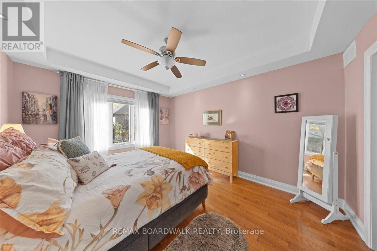 131 Elizabeth Street Property Photo 24
