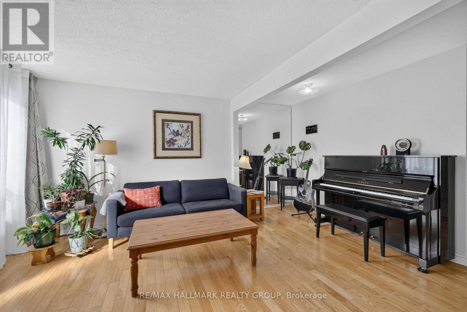 163 Mcclintock Way Property Photo 16