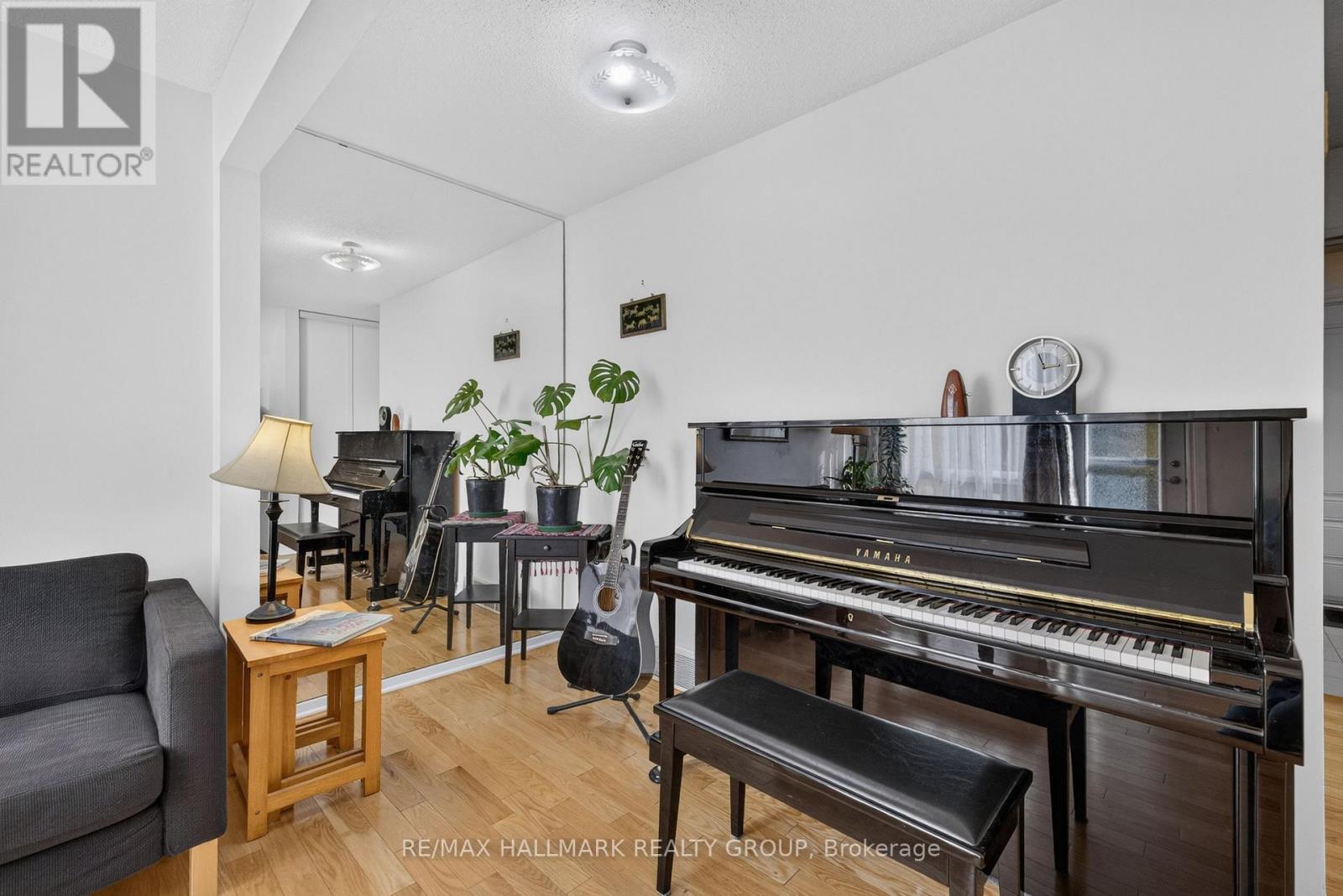 163 Mcclintock Way Property Photo 19