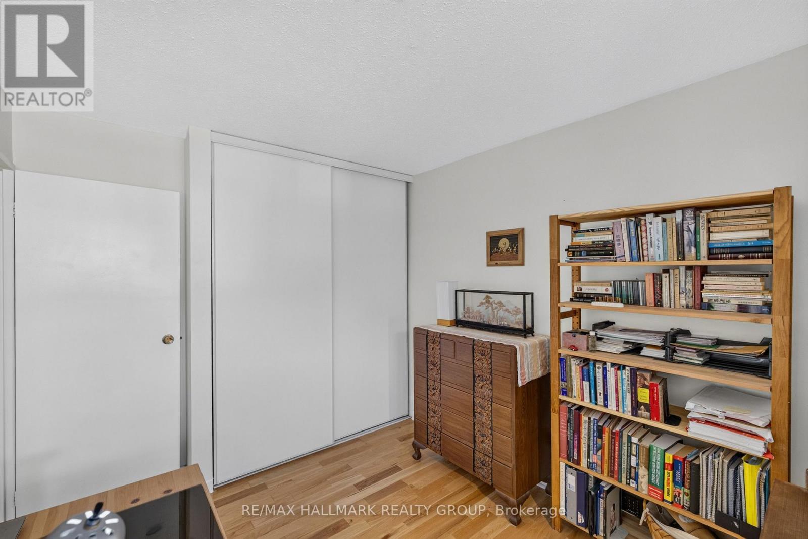 163 Mcclintock Way Property Photo 32