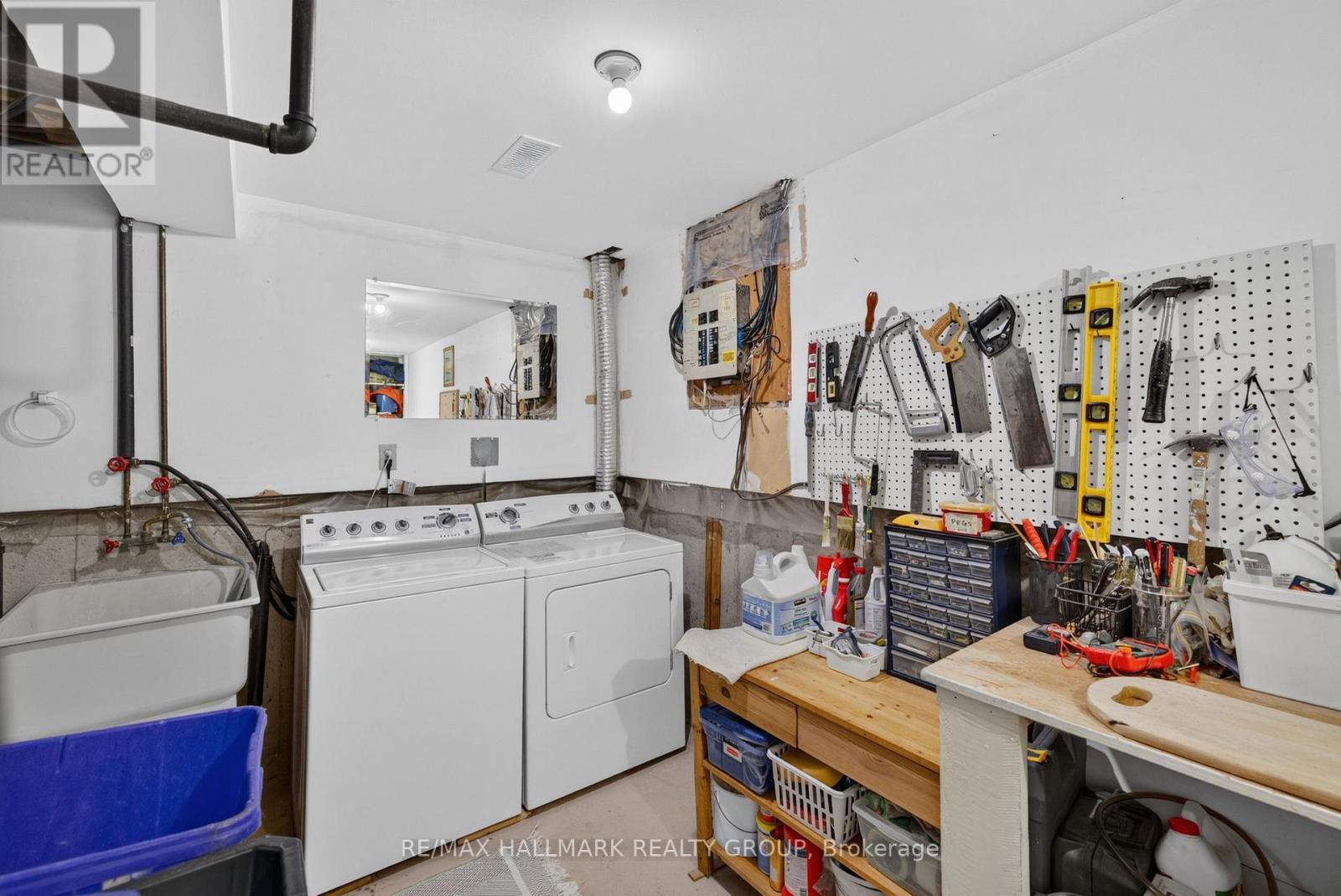 163 Mcclintock Way Property Photo 43
