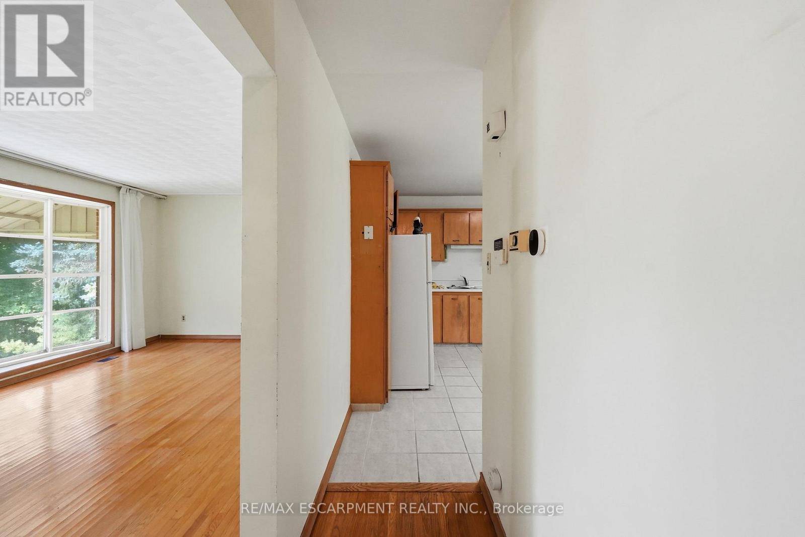 44 Mcdonald Court Property Photo 8