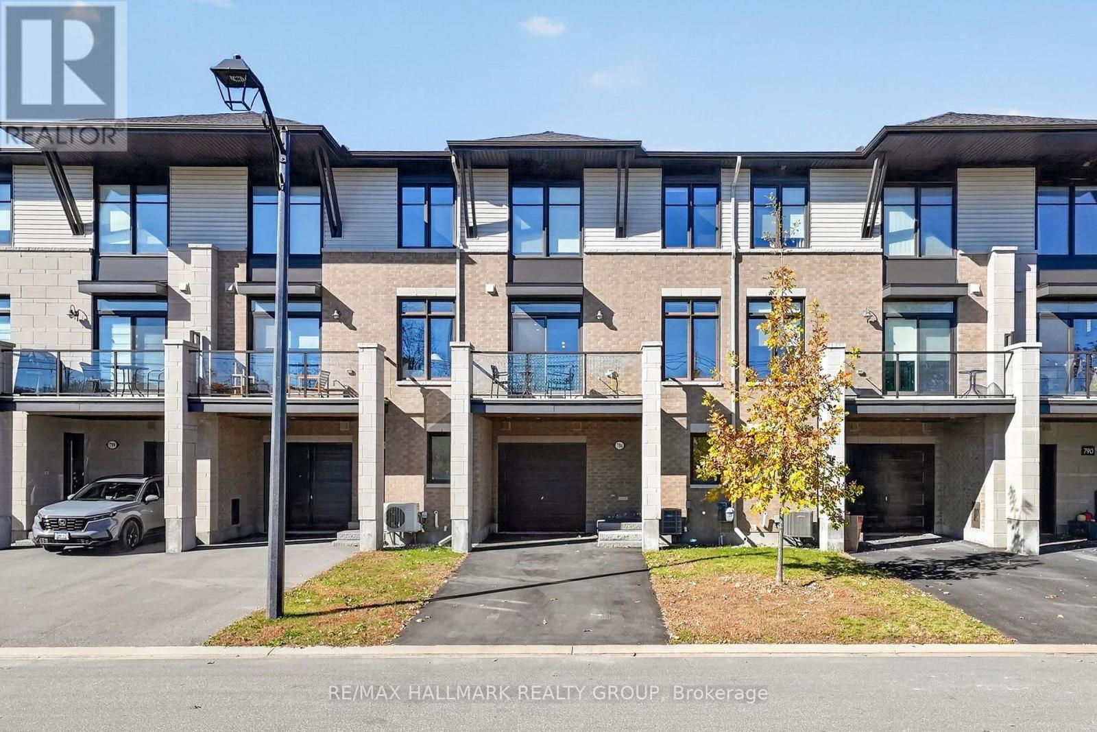 794 CAP DIAMANT WAY Property Photo 1