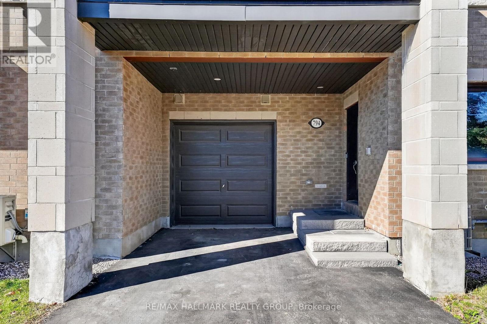 794 Cap Diamant Way Property Photo 2