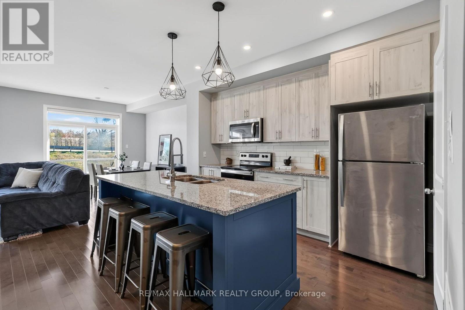 794 Cap Diamant Way Property Photo 8