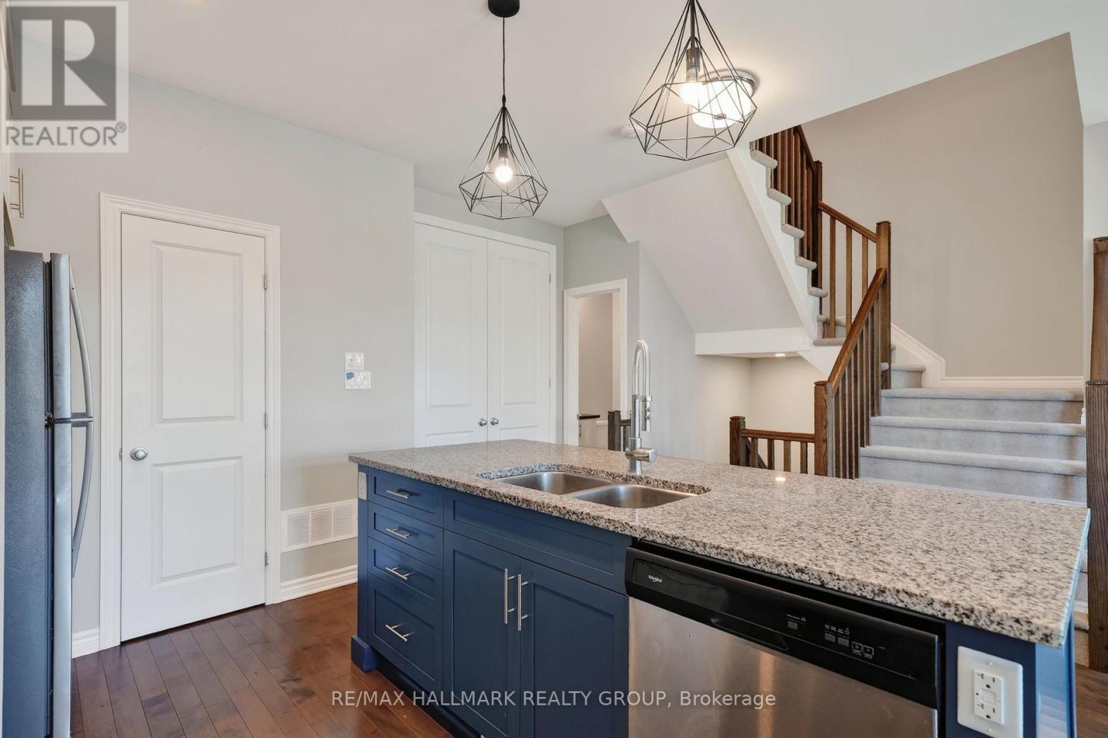 794 Cap Diamant Way Property Photo 10