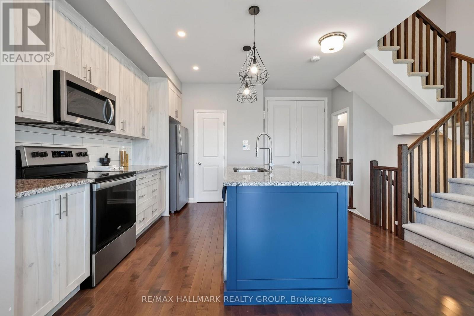 794 Cap Diamant Way Property Photo 12