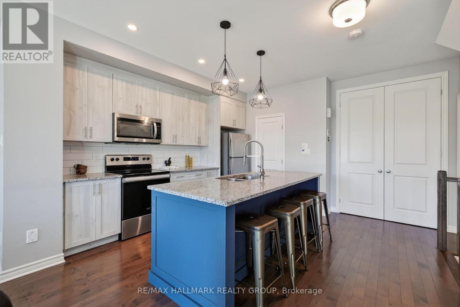 794 Cap Diamant Way Property Photo 13