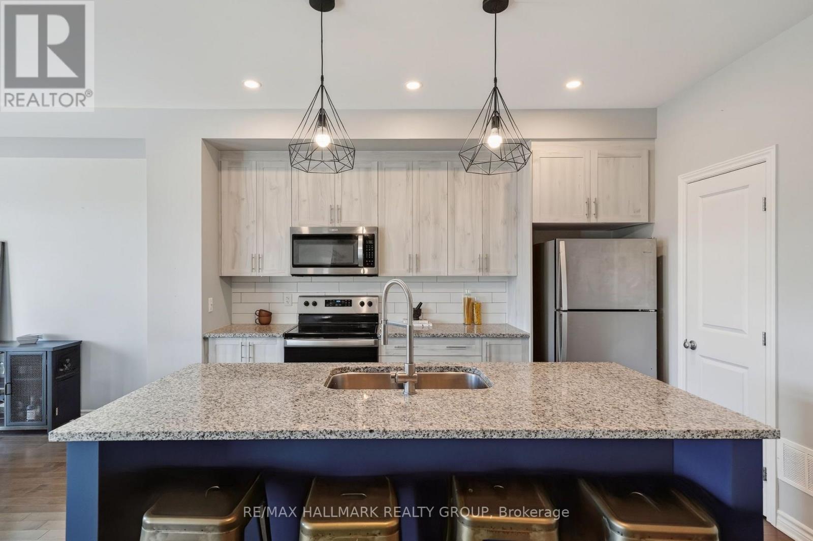 794 Cap Diamant Way Property Photo 14