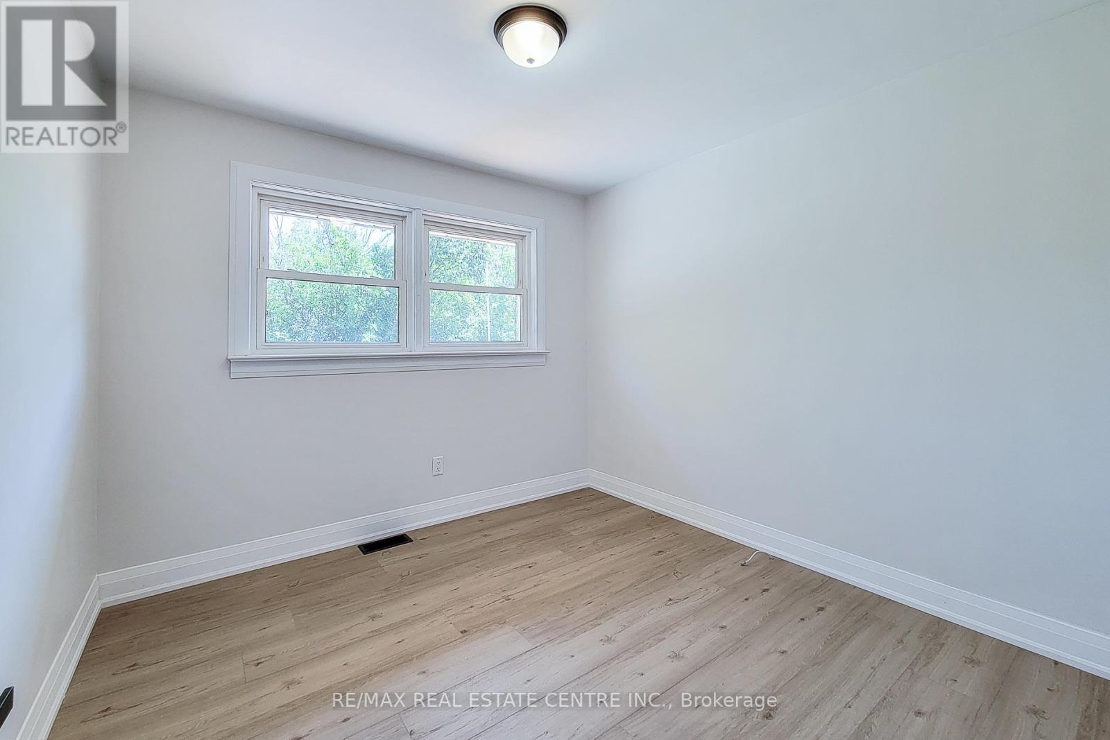 220 Winona Road Property Photo 25