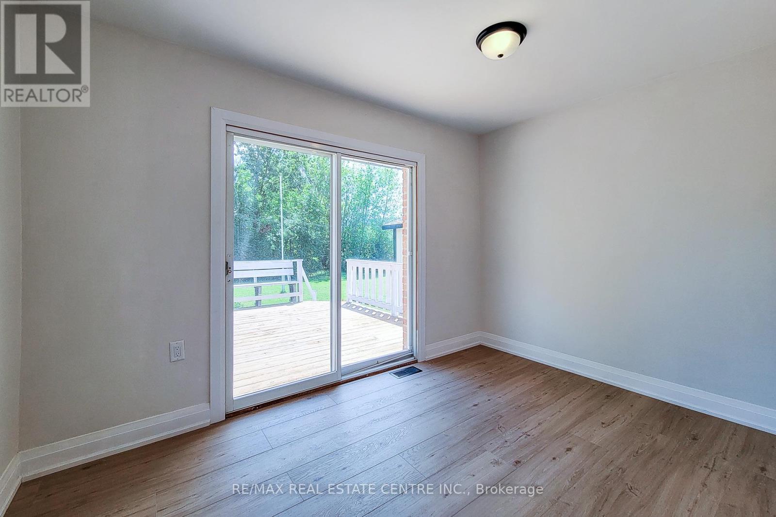 220 Winona Road Property Photo 28