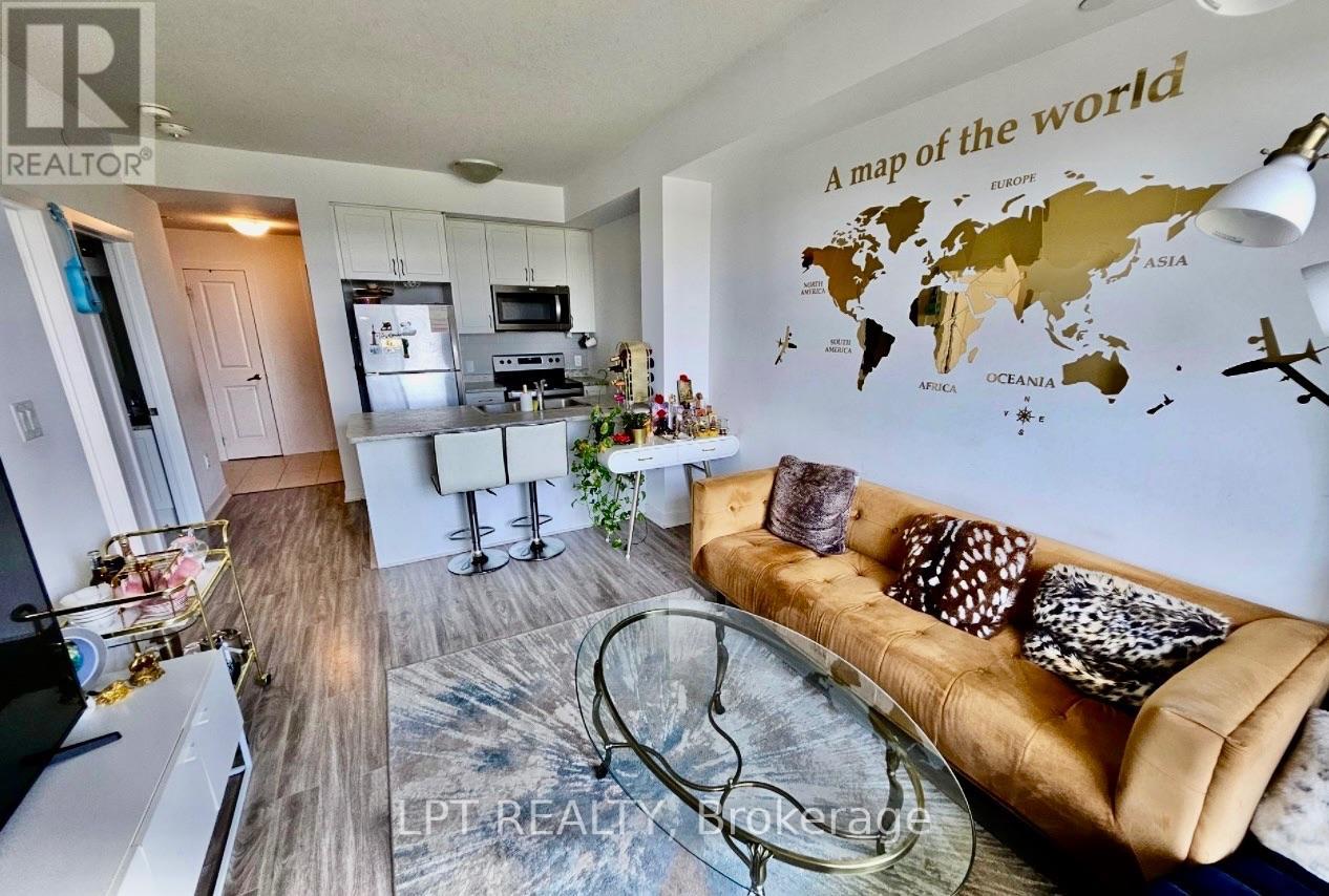 912 - 450 Dundas Street E Property Photo 8